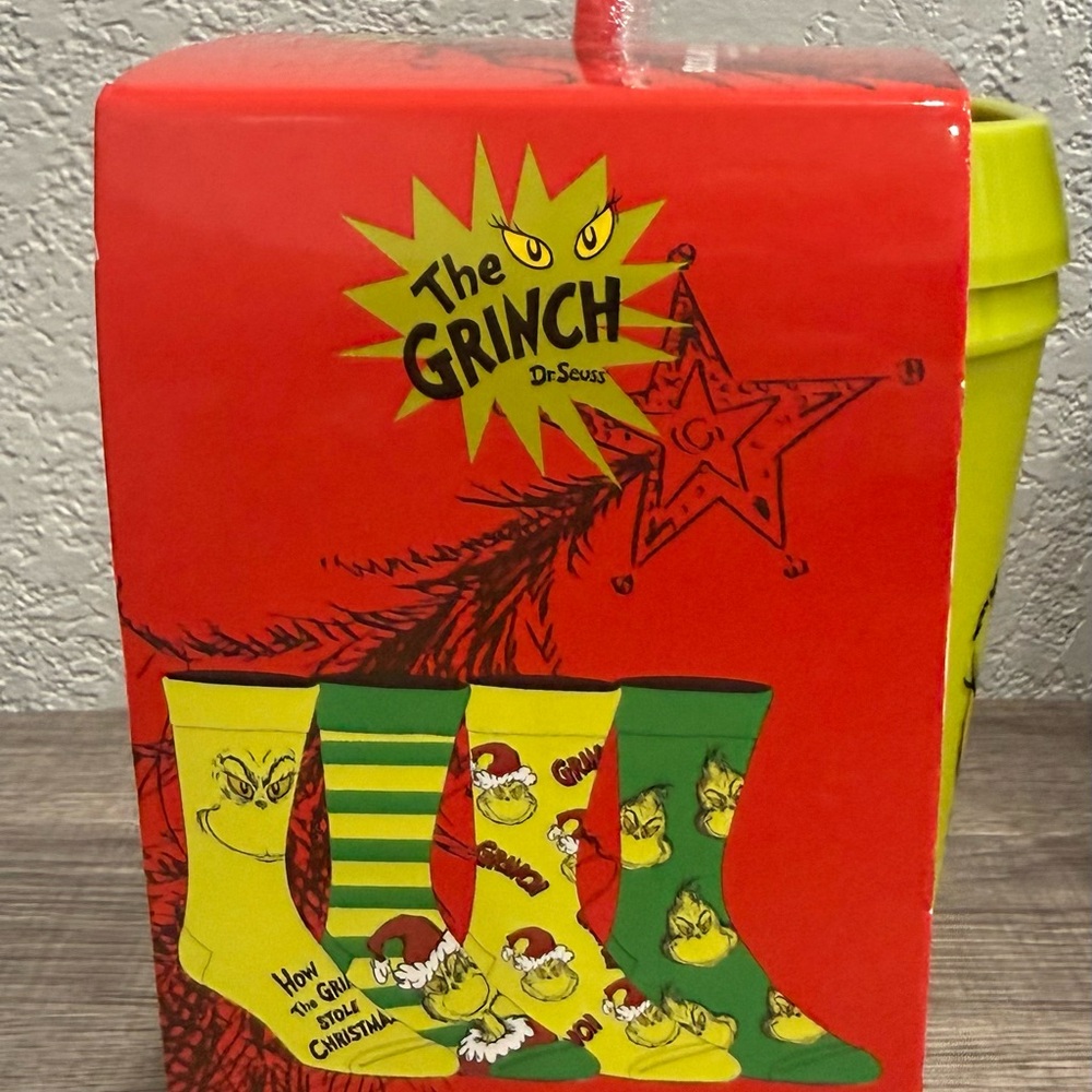 Dr. Seuss The Grinch Festive Sock Collection - Red, Green, Yellow